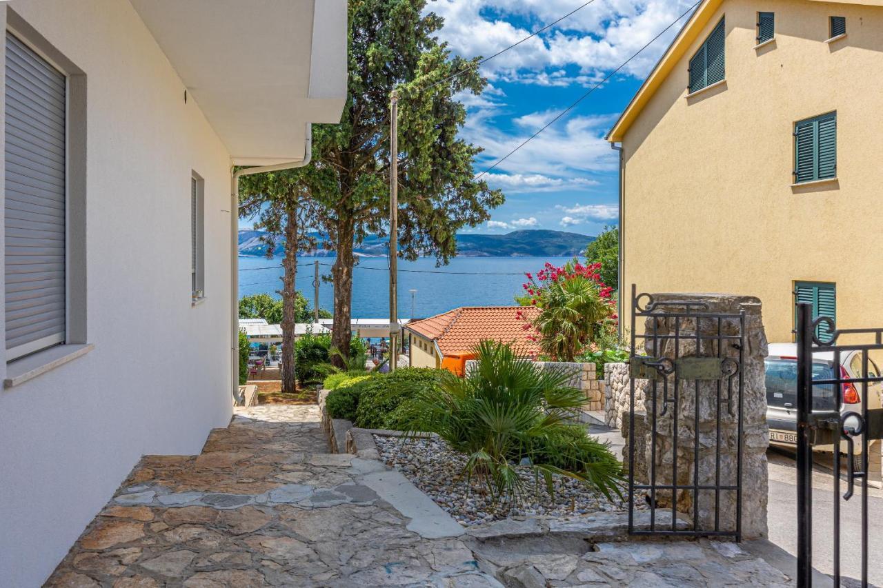 Rocky Beach Rooms Novi Vinodolski Exteriér fotografie