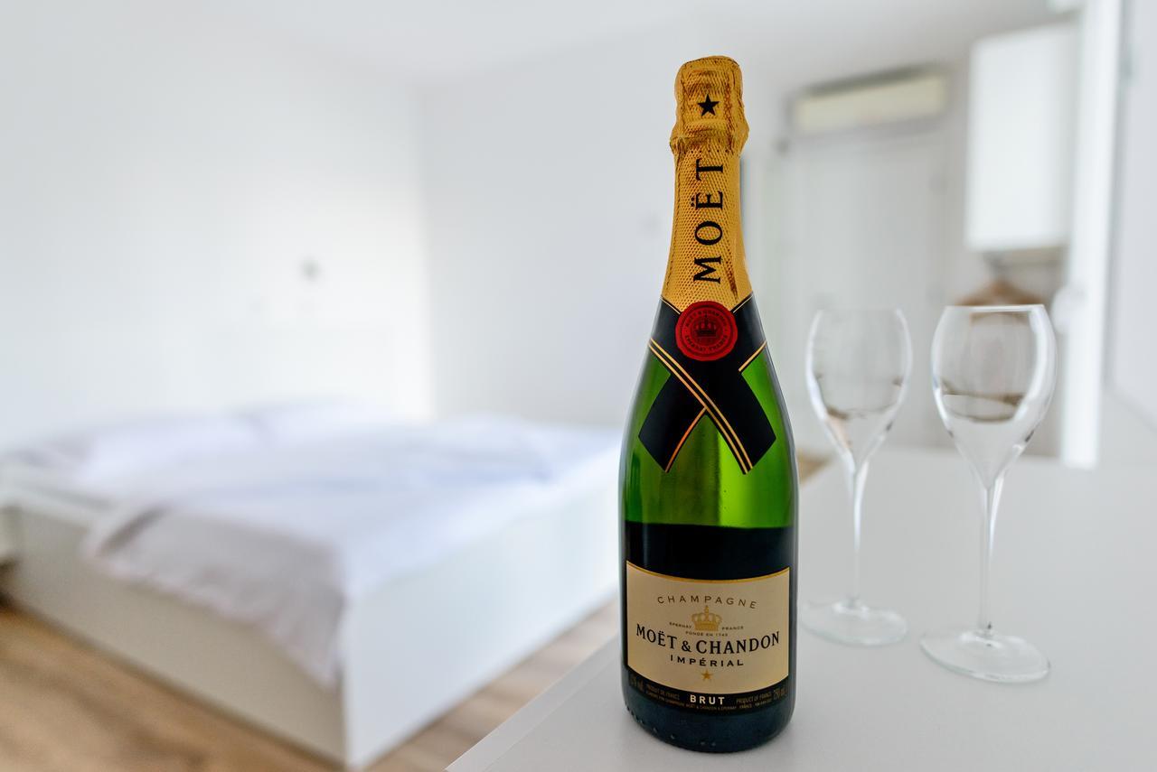 Rocky Beach Rooms Novi Vinodolski Exteriér fotografie