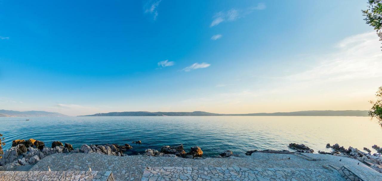 Rocky Beach Rooms Novi Vinodolski Exteriér fotografie